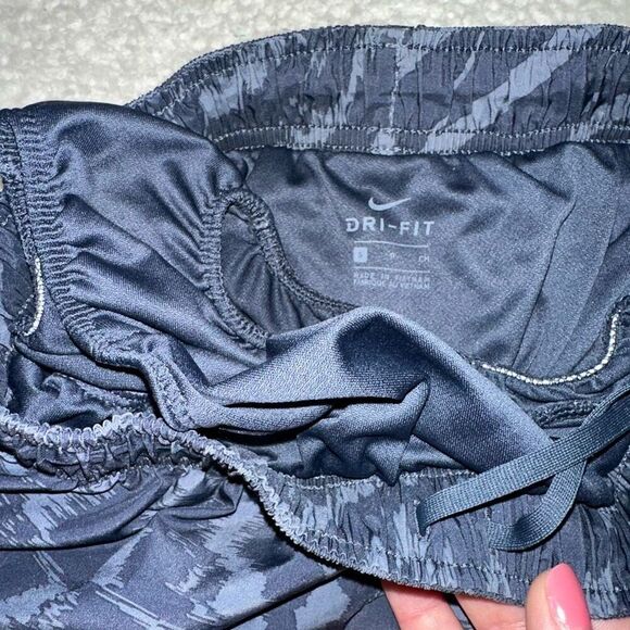 Nike Dri-Fit Womens Blue Gray Pattern Running Shorts Size Small - Picture 6 of 10
